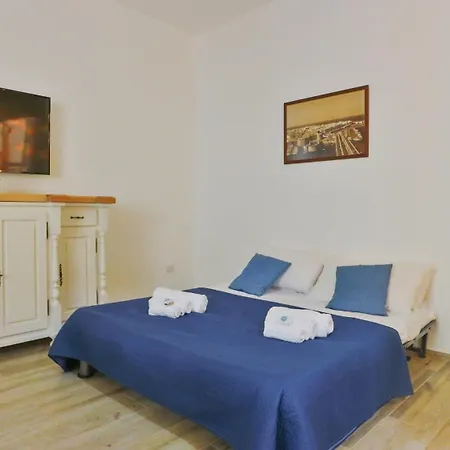 Apartment Casa Vacanze Il Giardino Di Magi - In Centro A Gallipoli