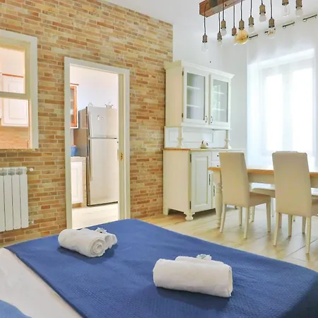 Casa Vacanze Il Giardino Di Magi - In Centro A